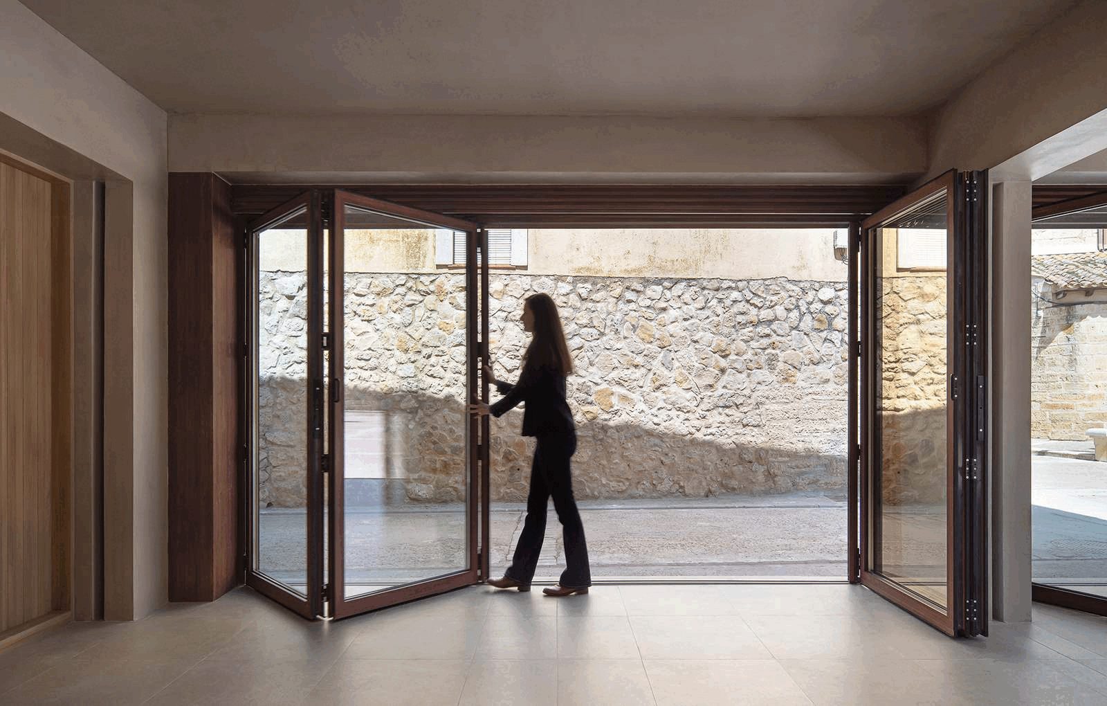 Limpieza y mantenimiento - ventanas de aluminio y PVC Cortizo