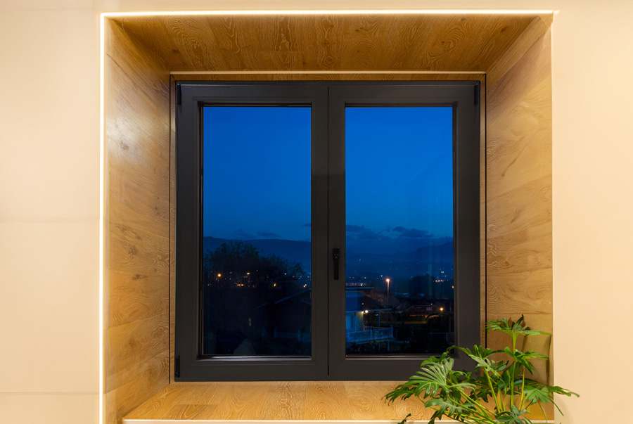 COR 3500 C16 ST - ventanas de aluminio y PVC Cortizo