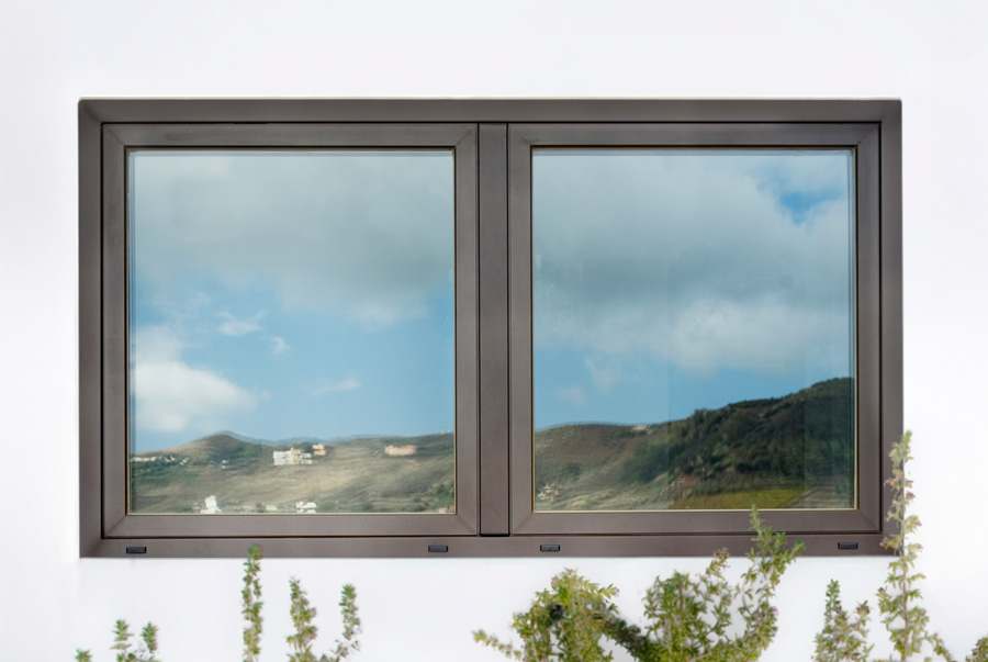COR 2300 - ventanas de aluminio y PVC Cortizo