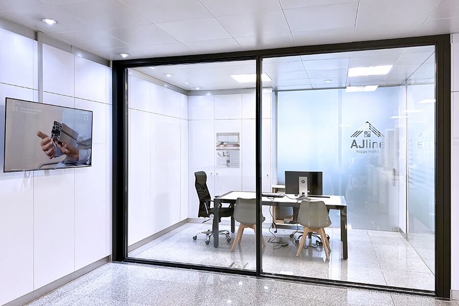 Showroom AJ Line - ferestre din aluminiu și PVC Cortizo