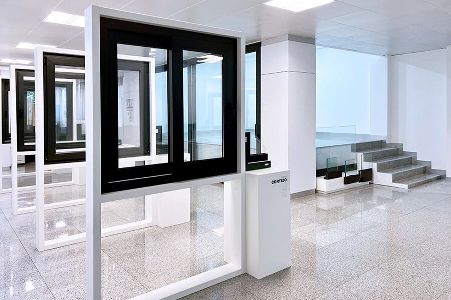 AJ Line - imagen 1 - ferestre din aluminiu și PVC Cortizo