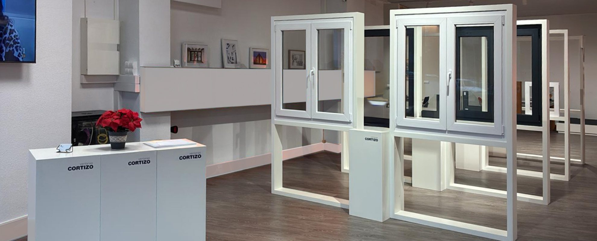 Exposición Cortizo Pencereler en Ventanas Cae - alüminyum ve PVC pencereler Cortizo