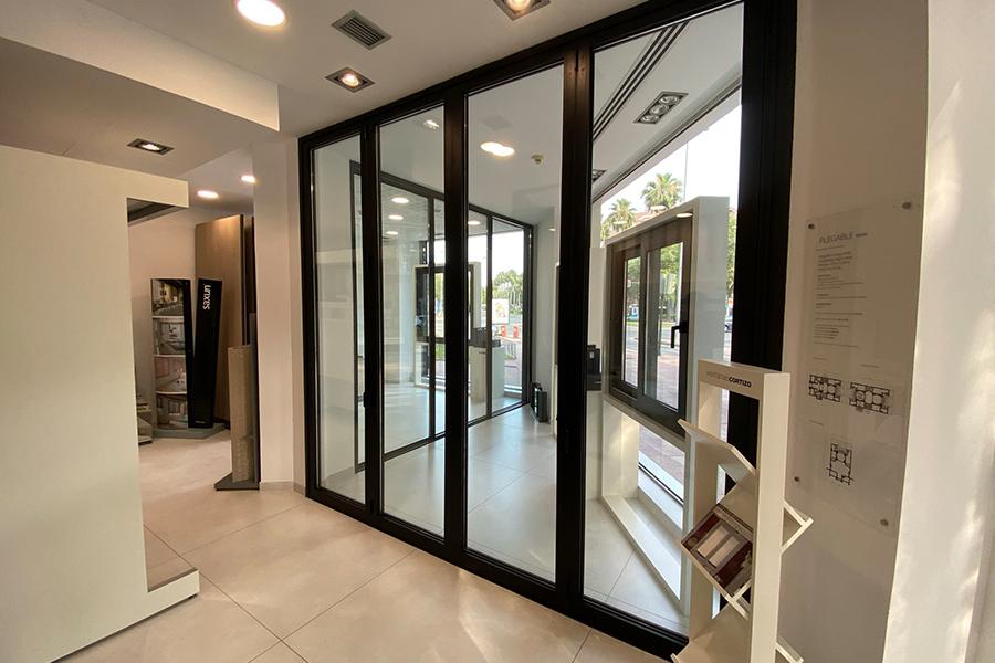 Showroom Costa Marín - ferestre din aluminiu și PVC Cortizo