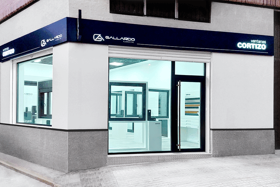 Fachada Gallardo aluminio y PVC
