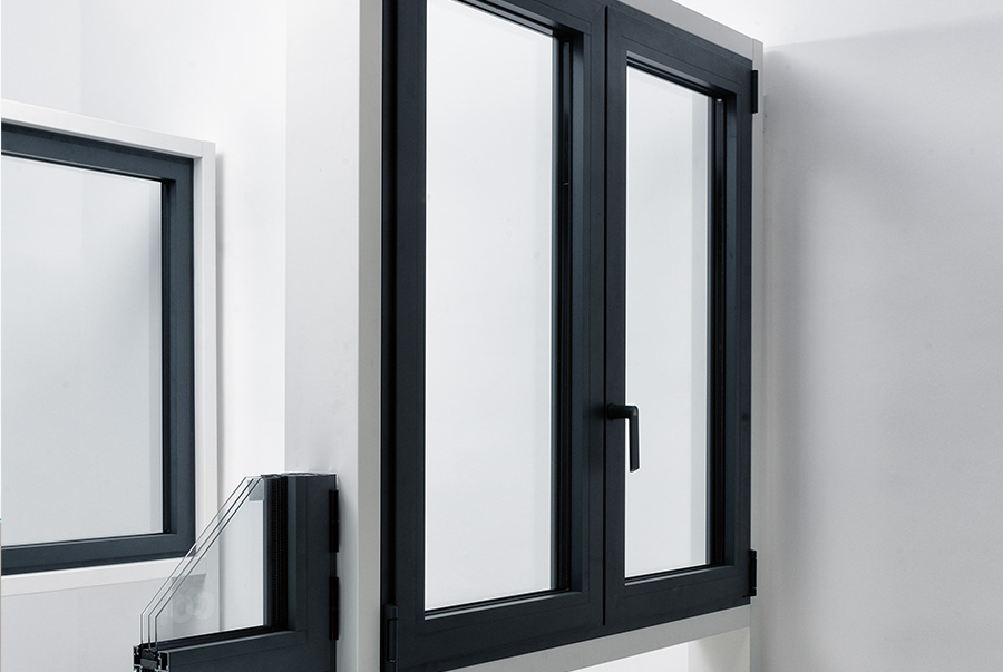 Showroom Persitot - ferestre din aluminiu și PVC Cortizo