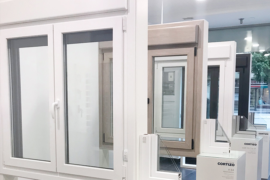 Showroom Aluminios Rilova - alüminyum ve PVC pencereler Cortizo