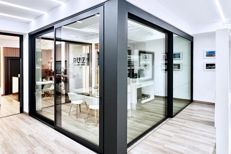 Aluminios Ruiz - imagen 2 - Aluminium- und PVC-Fenster Cortizo