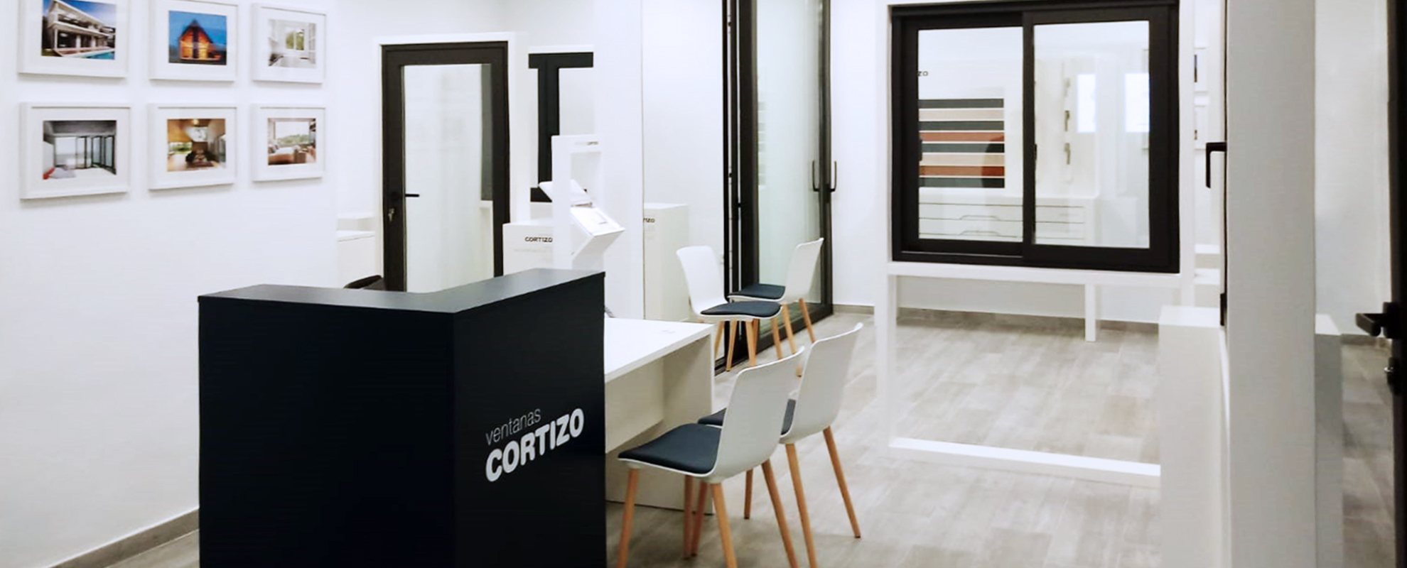 Exposición Okna Cortizo en Seype Aluminios - okna aluminiowe i PVC Cortizo