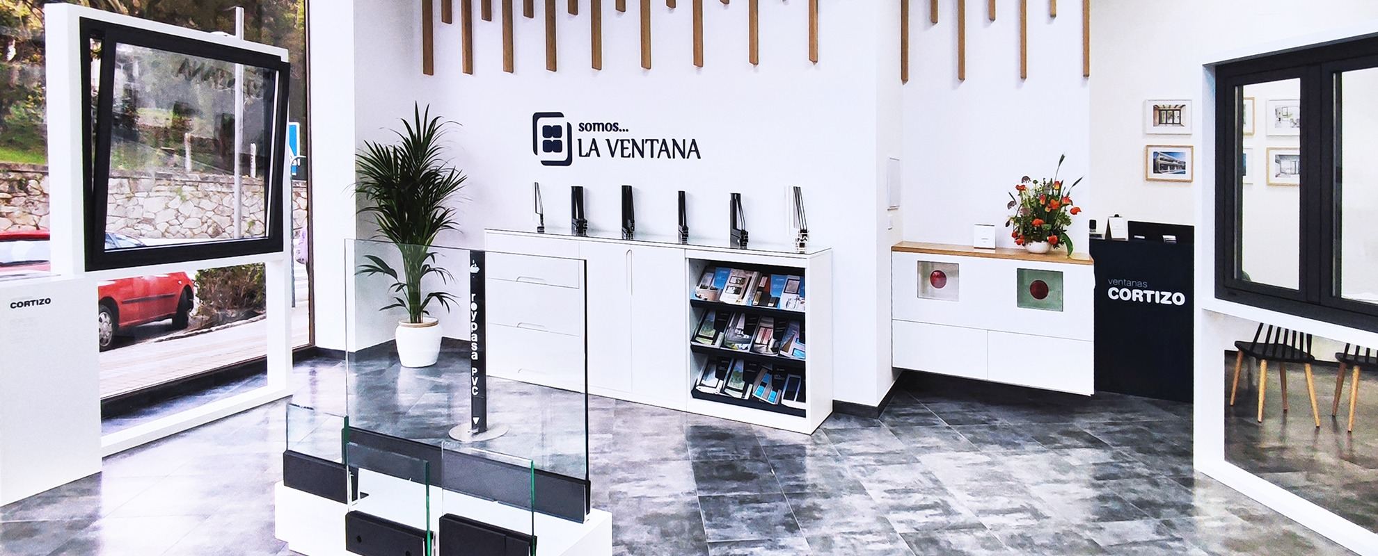 Expozice Okna Cortizo v Somos la Ventana Poio - hliníková a PVC okna Cortizo