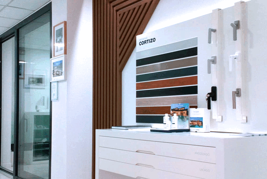 Showroom Ventanosa - okna aluminiowe i PVC Cortizo